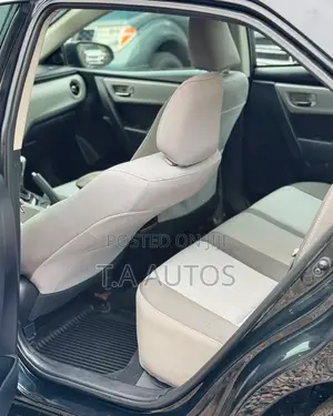 Toyota Corolla LE (1.8L 4cyl 2A) 2019 Gray