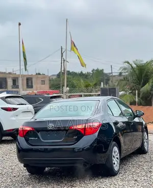 Toyota Corolla LE (1.8L 4cyl 2A) 2019 Gray
