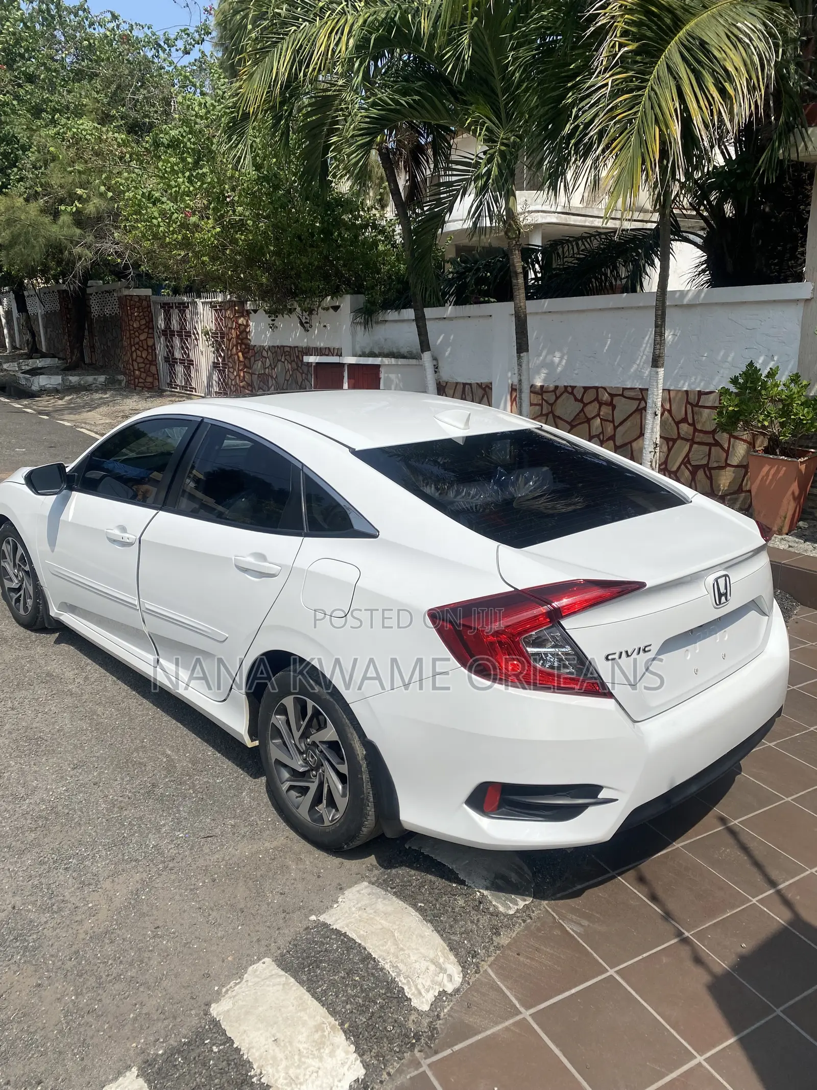 Honda Civic EX Sedan 2018 White