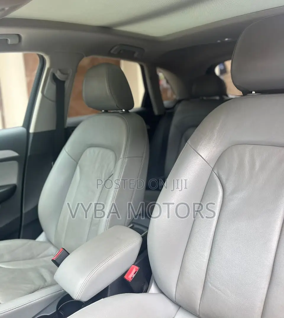 Audi Q3 2017 Black