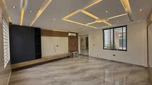 5bdrm House in East Legon, Accra Metropolitan for sale