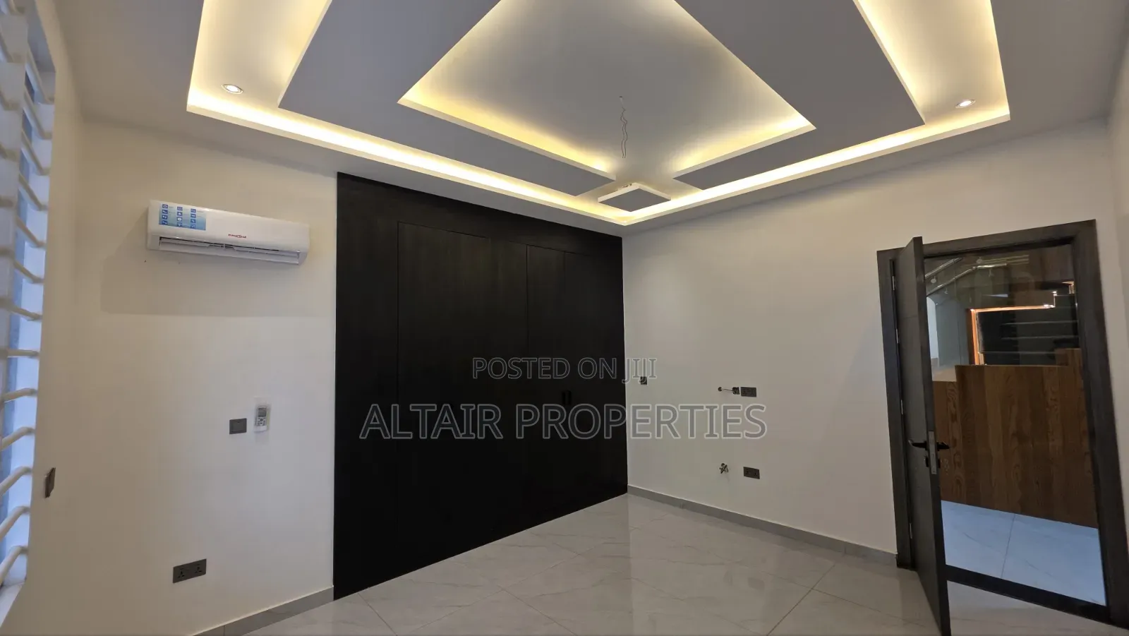 5bdrm House in East Legon, Accra Metropolitan for sale