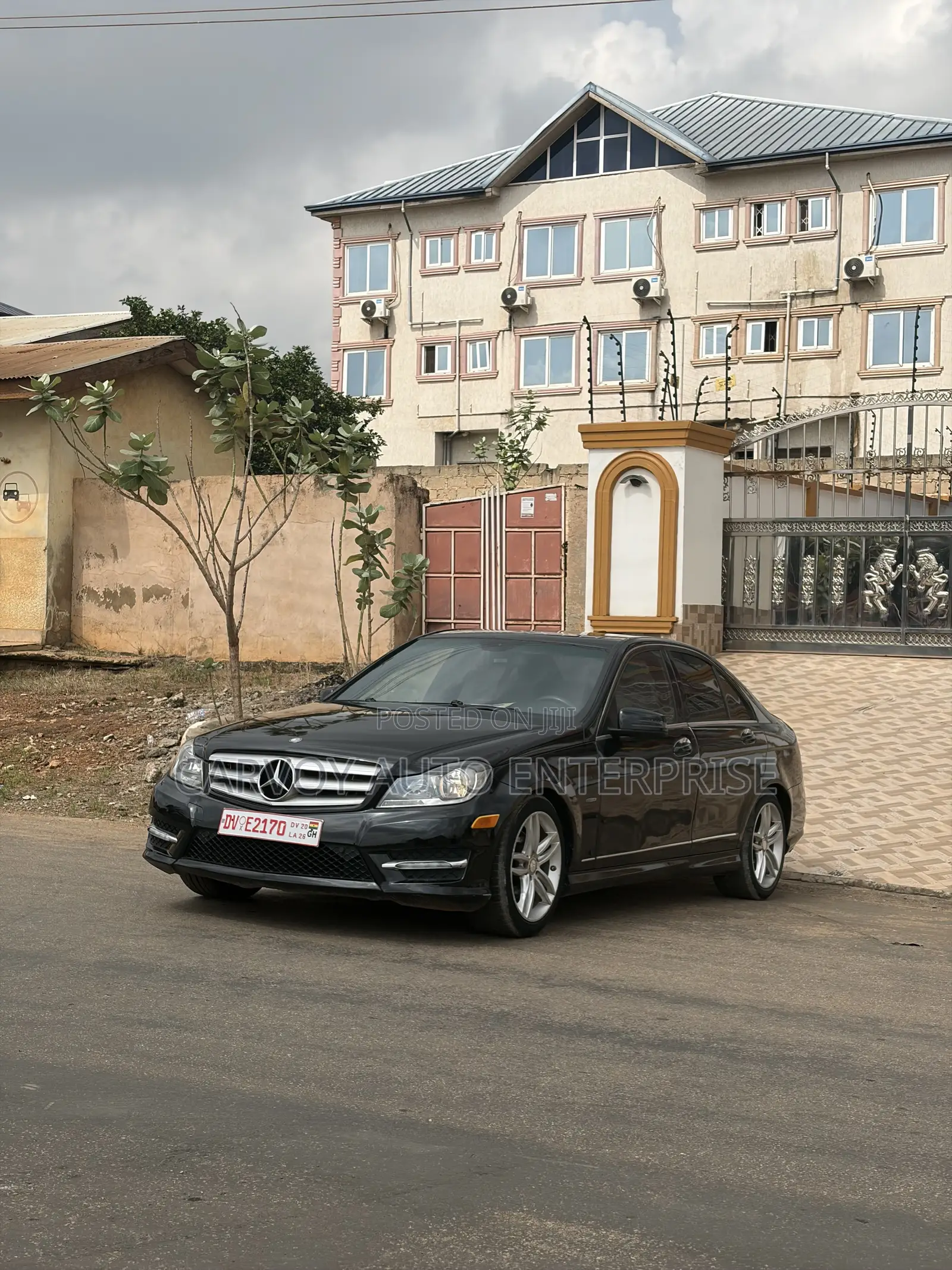 Mercedes-Benz C250 2012 Black