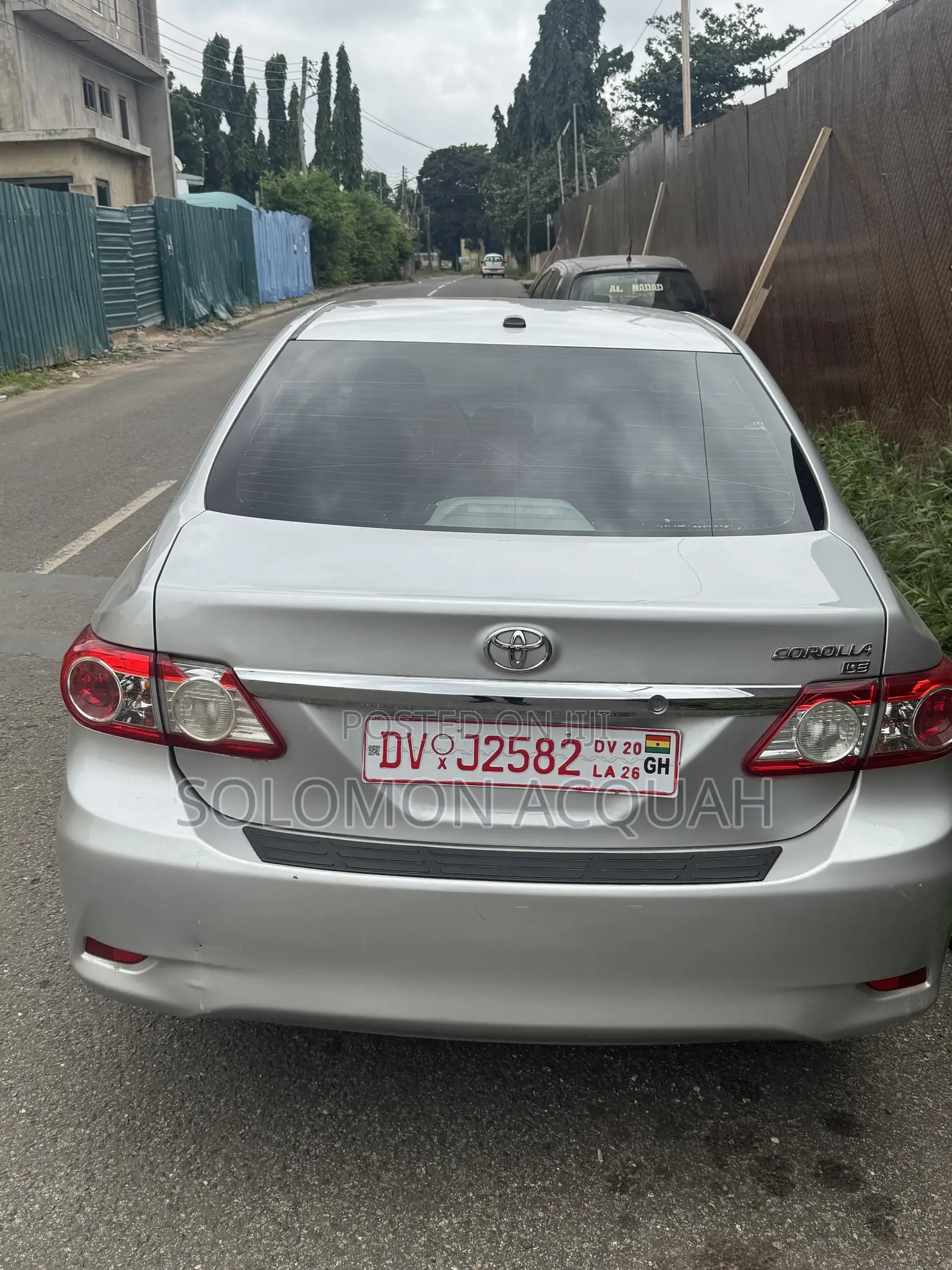 Toyota Corolla LE 4dr Sedan (1.8L 4cyl 4A) 2011 Silver