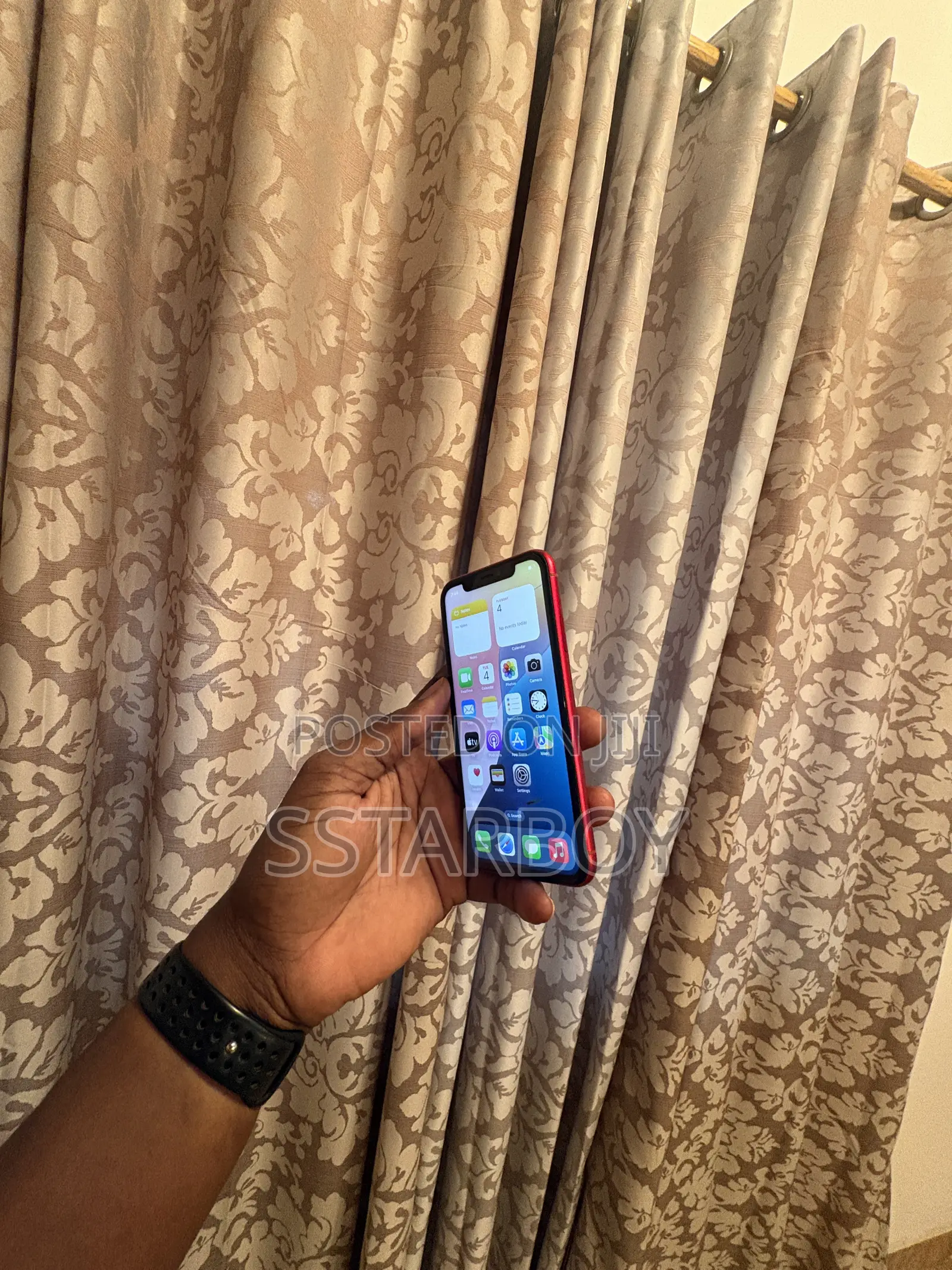 Apple iPhone XR 64 GB Red