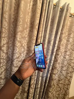 Apple iPhone XR 64 GB Red