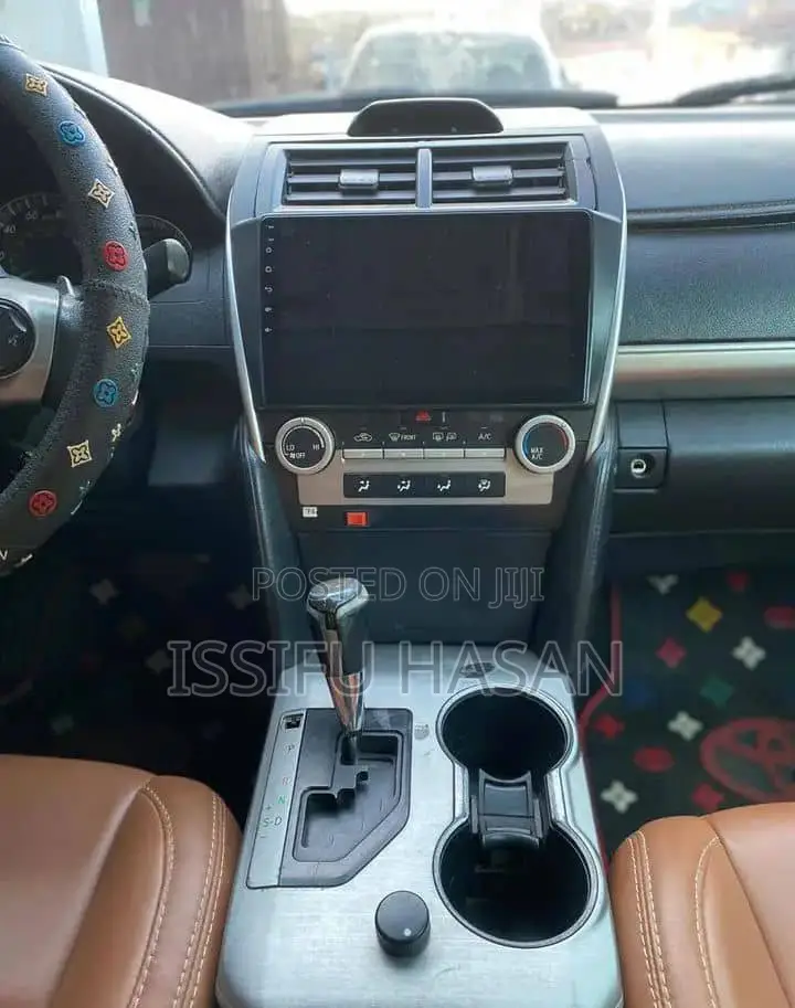 Toyota Corolla LE 4dr Sedan (1.8L 4cyl 4A) 2013 White