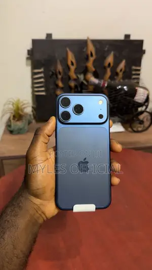 New Apple iPhone 17 Pro Max 512 GB Blue