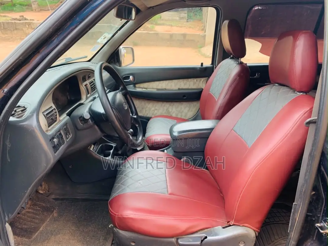 Ford Everest 2004 Blue