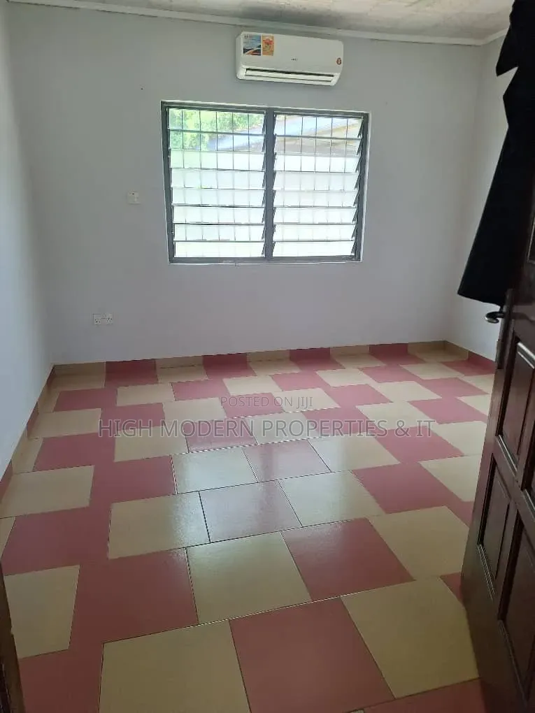 3bdrm Apartment in Teshie Century Road, GREDA Estate for rent