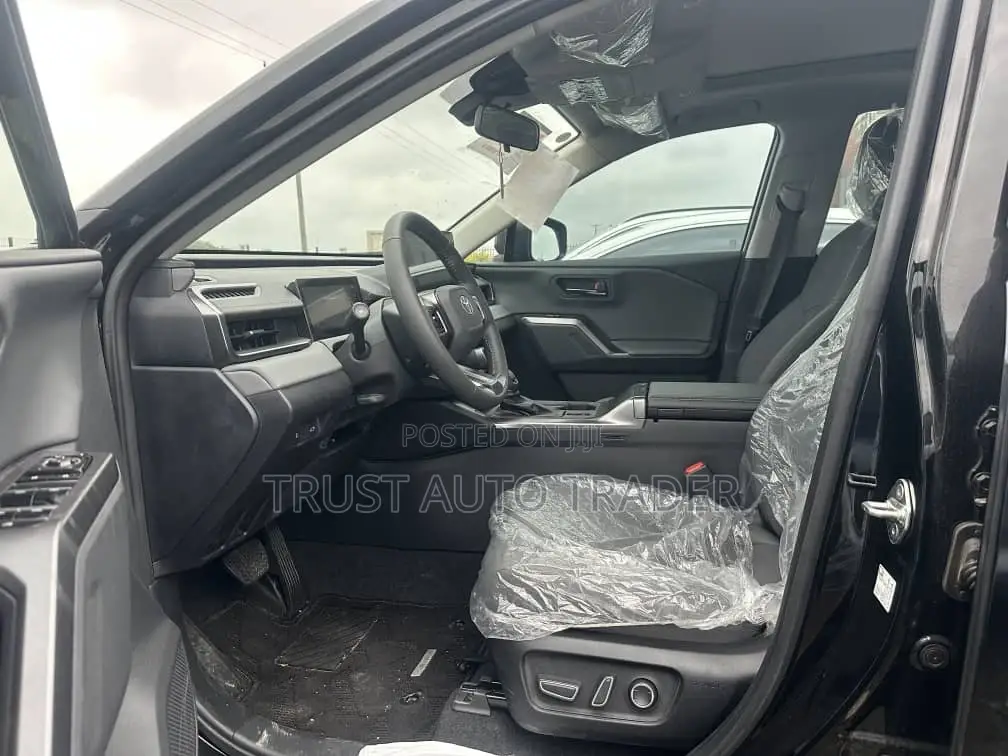 New Toyota RAV4 2026 Black