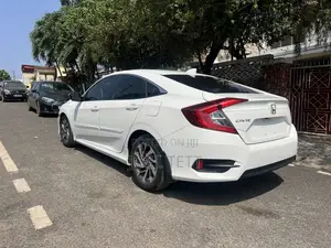 Honda Civic 2018 White