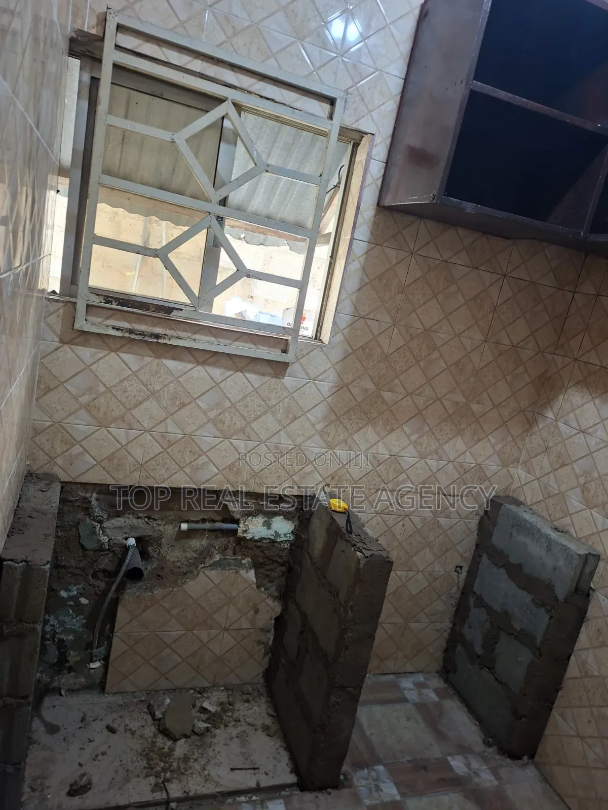 2bdrm Apartment in West Legon, Medifem Area for rent