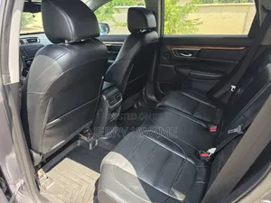 Honda CR-V Touring 4dr SUV AWD (1.5L 4cyl CVT) 2017 Gray