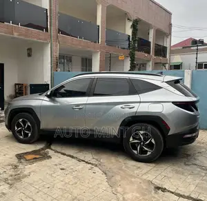 Hyundai Tucson SEL 2023 Silver