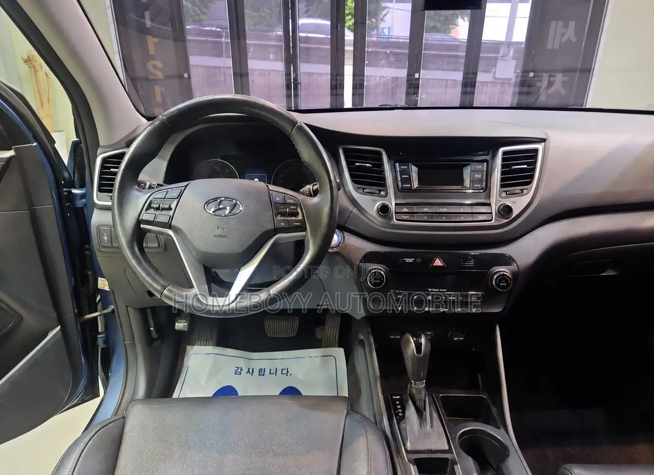 Hyundai Tucson 2017 Blue