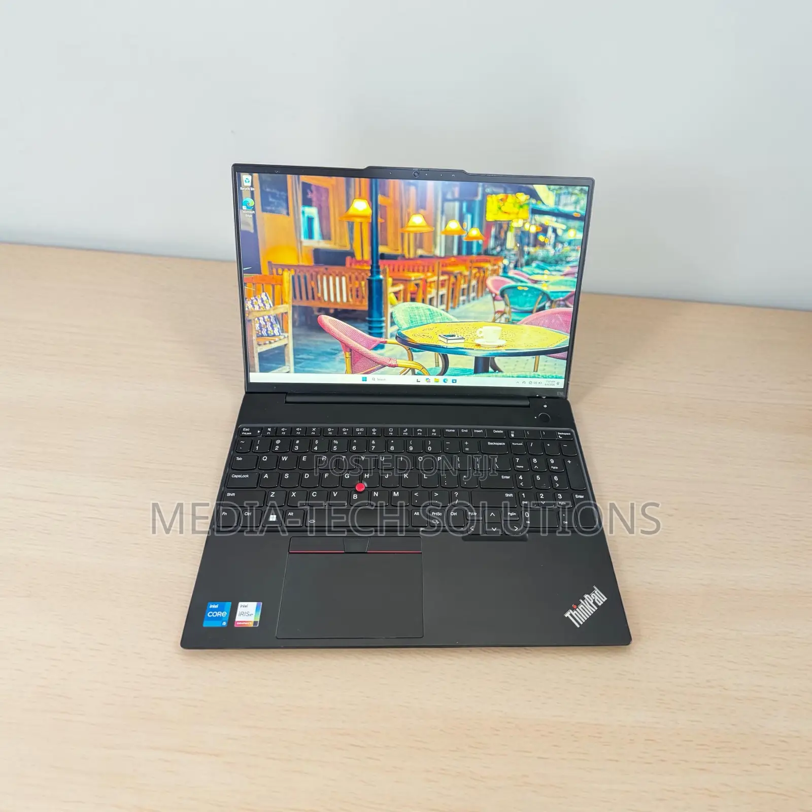 Laptop Lenovo Thinkpad E16 G1 16GB Intel Core i5 SSD 256GB