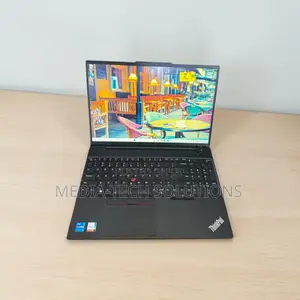 Laptop Lenovo Thinkpad E16 G1 16GB Intel Core i5 SSD 256GB