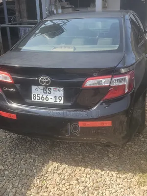 Toyota Camry LE 4dr Sedan w/Prod. End 11/13 (2.5L 4cyl 6A) 2014 Black