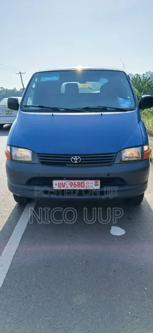 Toyota Toyoace 2010 Blue