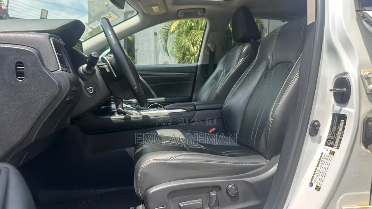 Lexus RX 2022 White