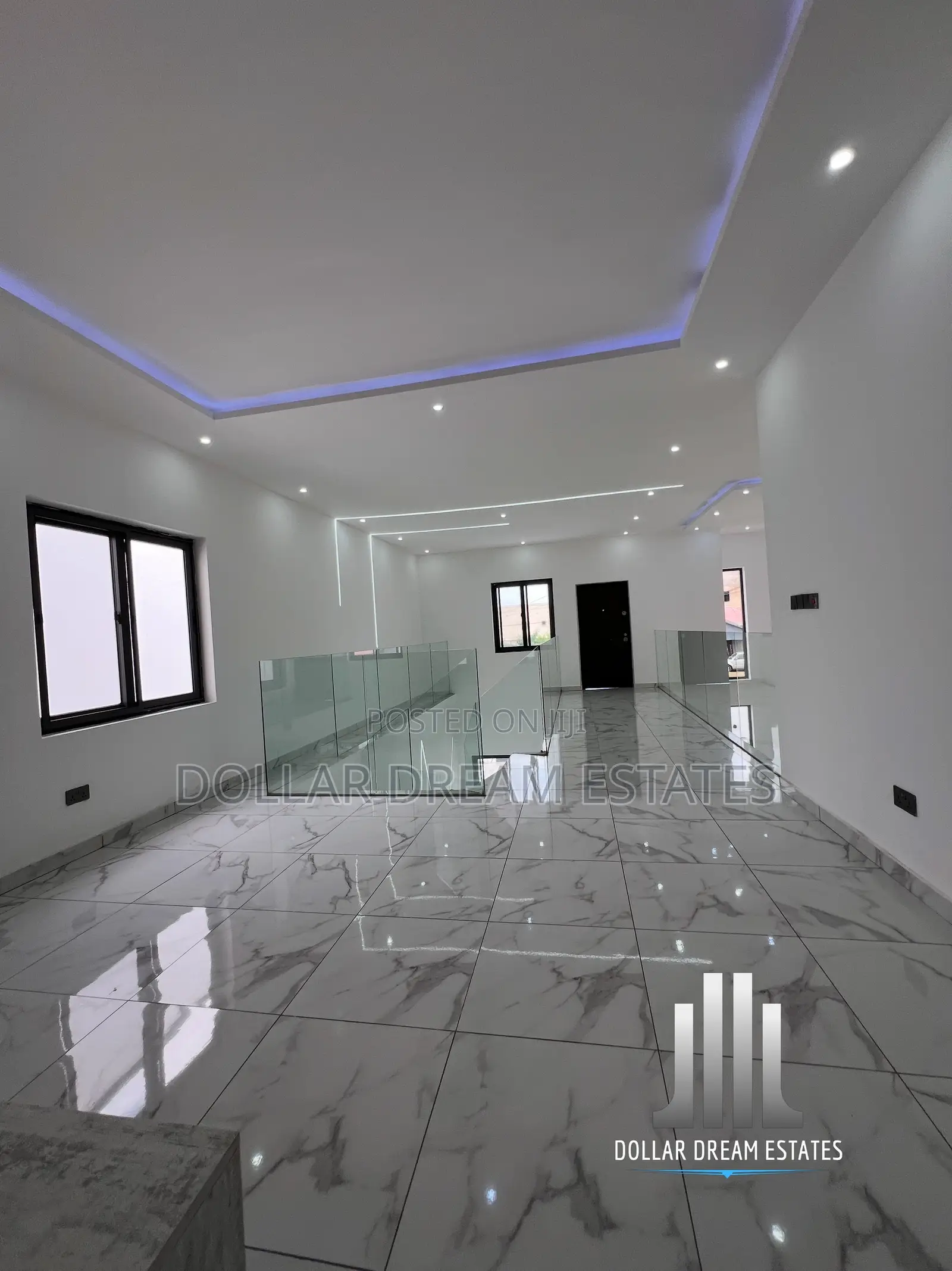 5bdrm House in Ashaley Botwe for sale