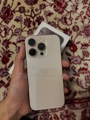 Apple iPhone 16 Pro Max 256 GB Gold