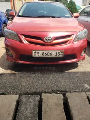 Toyota Corolla S 4dr Sedan (1.8L 4cyl 4A) 2013 Orange