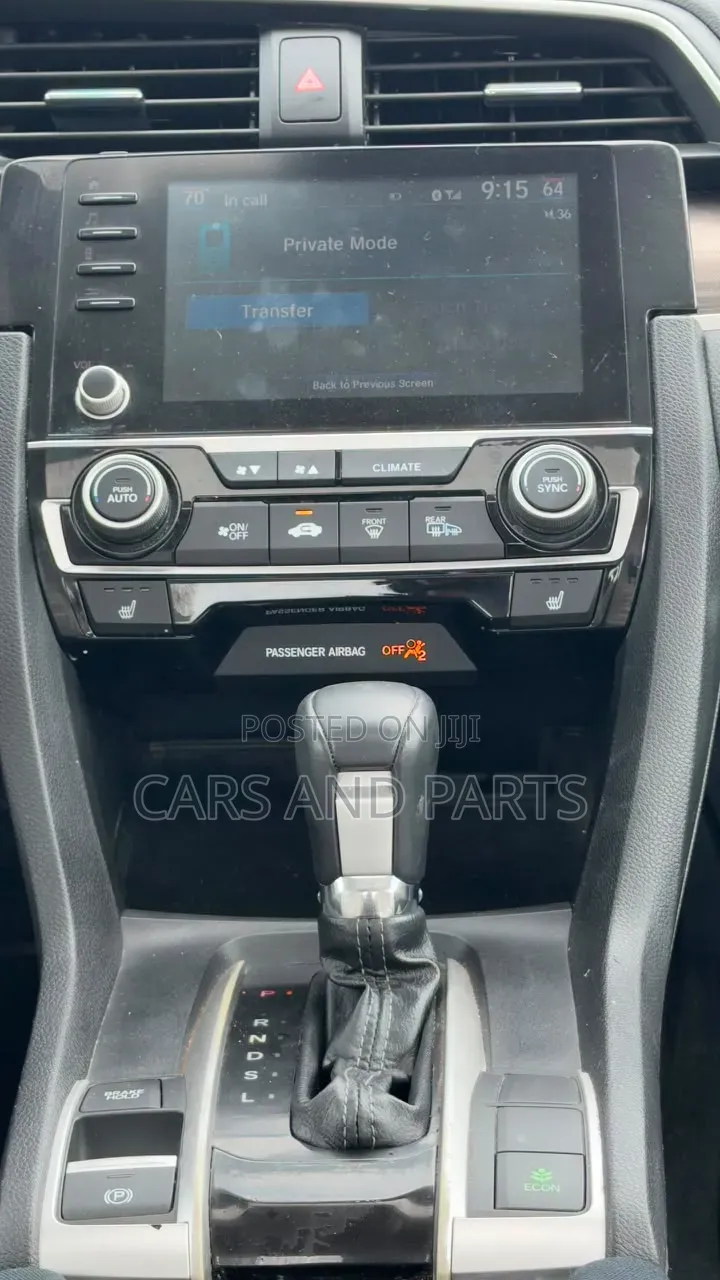 Honda Civic 2019 White