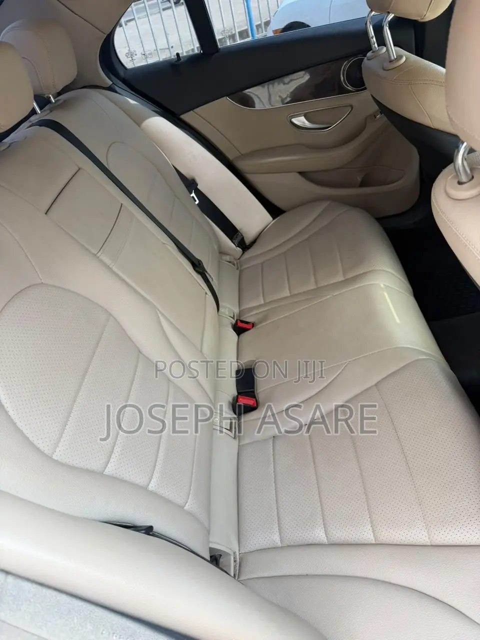 Mercedes-Benz C300 2020 Black