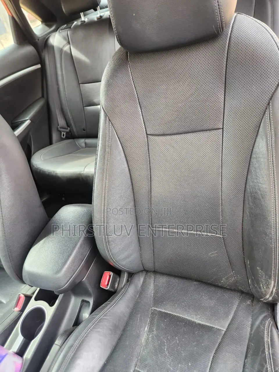 Hyundai Elantra 2015 Red