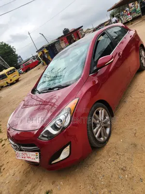 Hyundai Elantra 2015 Red