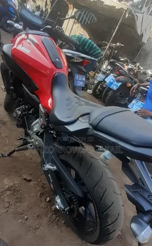 Yamaha FZ6 2021 Red