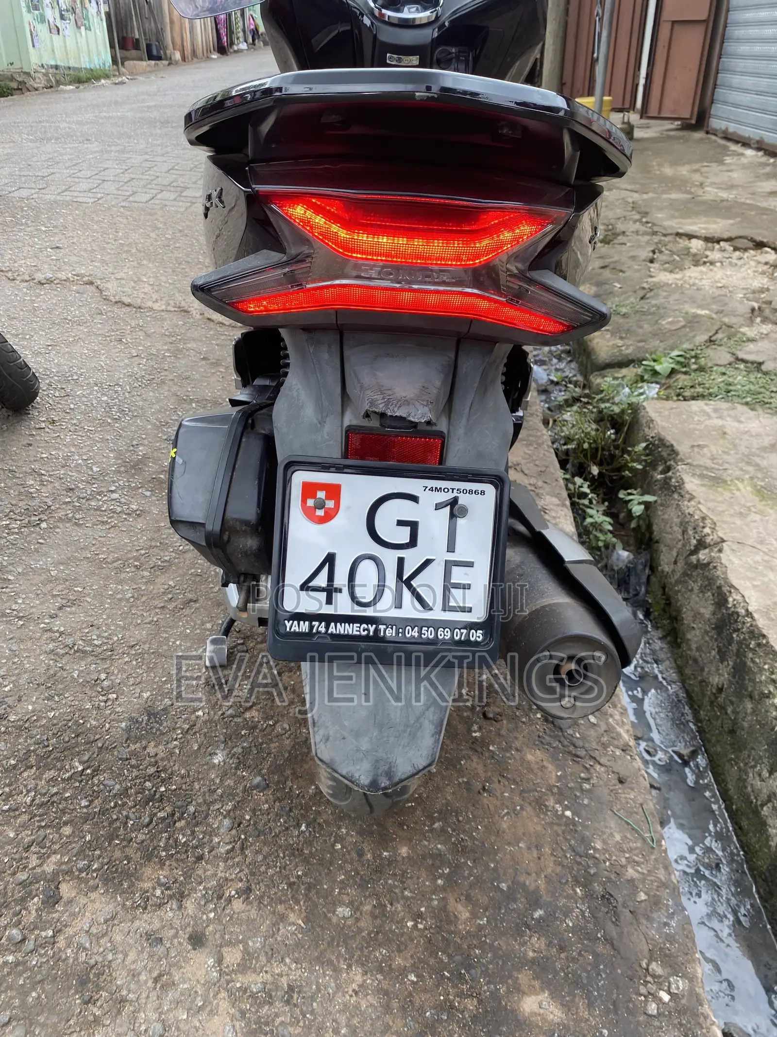 Honda 2022 Black