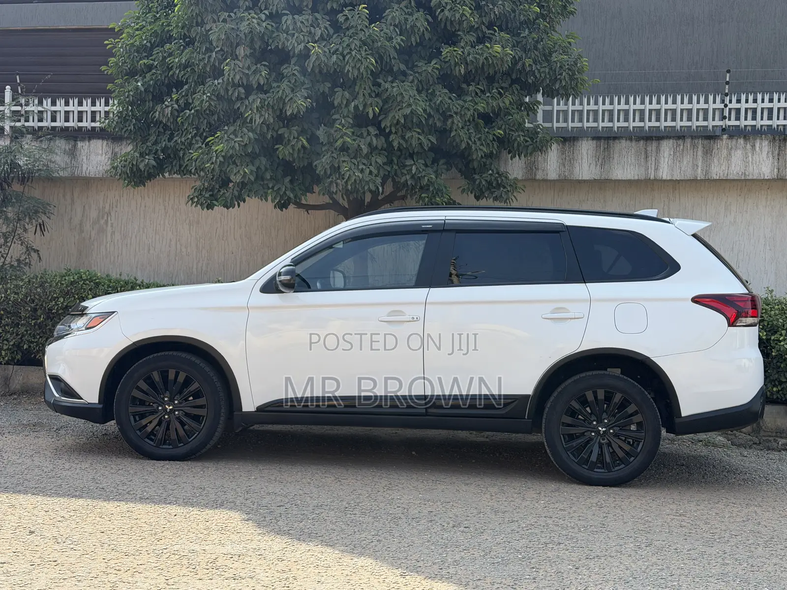 Mitsubishi Outlander SEL S-AWC 2020 White