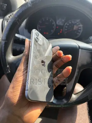 Apple iPhone 11 64 GB Black