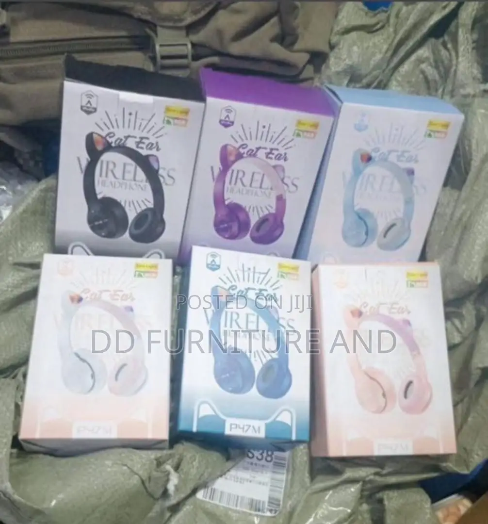 P47m Cat Ear RGB Wireless Headphones