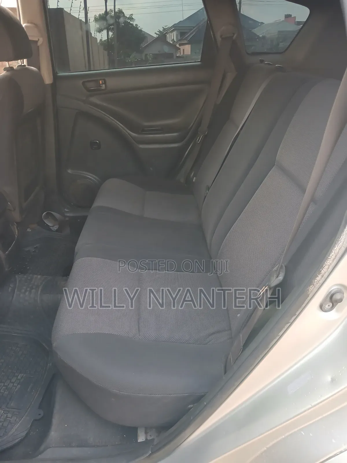 Pontiac Vibe 2007 Silver