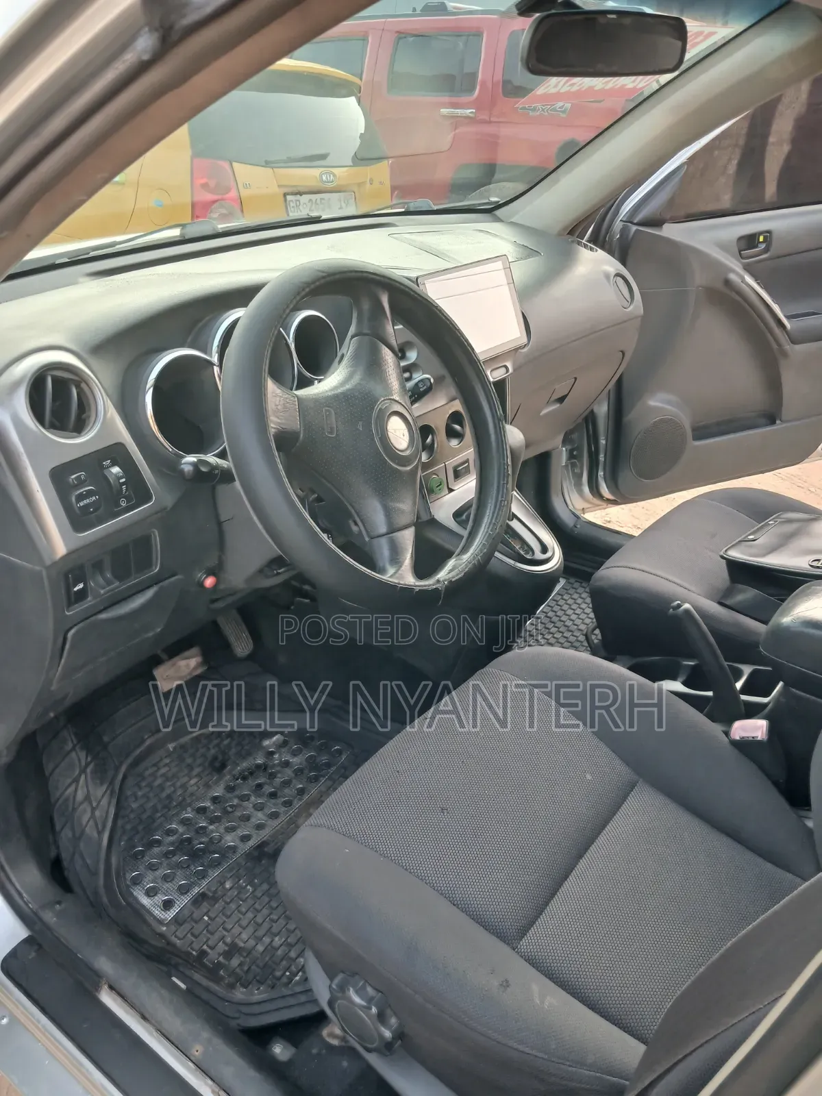 Pontiac Vibe 2007 Silver