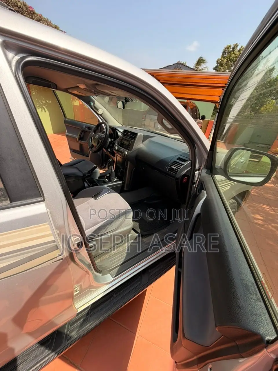 Toyota Land Cruiser Prado 2012