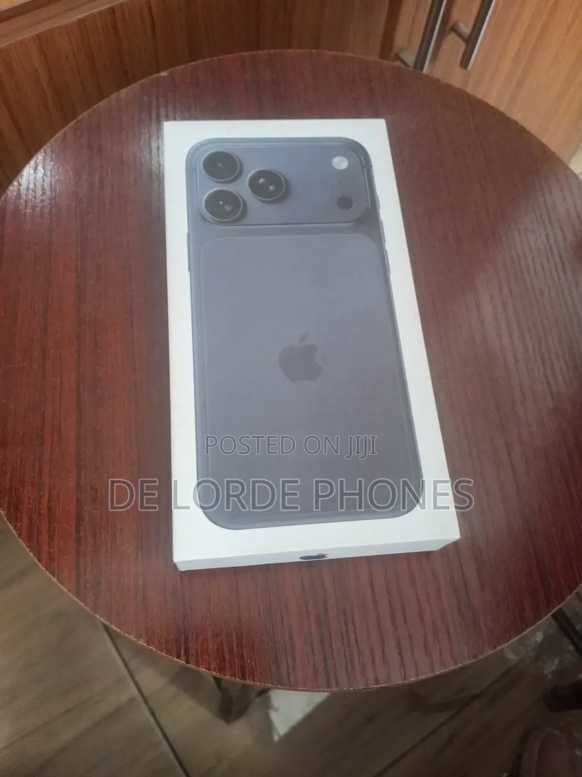 New Apple iPhone 17 Pro Max 256 GB Purple