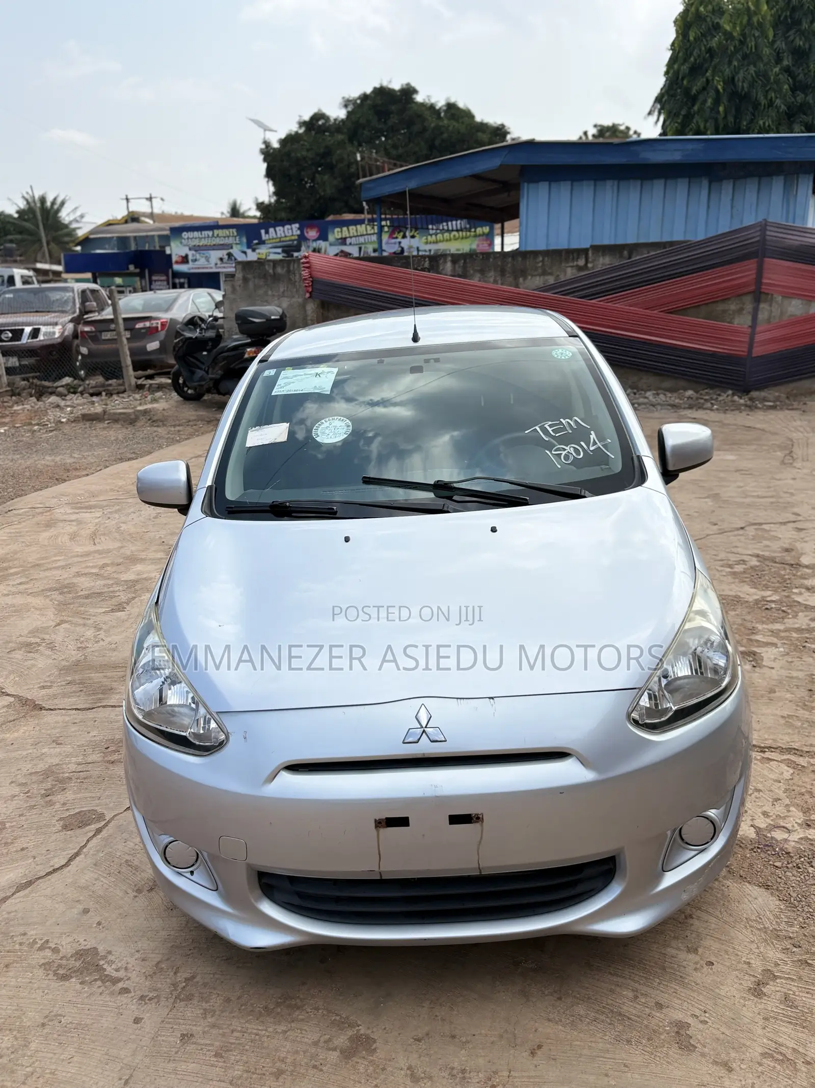 Mitsubishi Mirage 2012 Silver