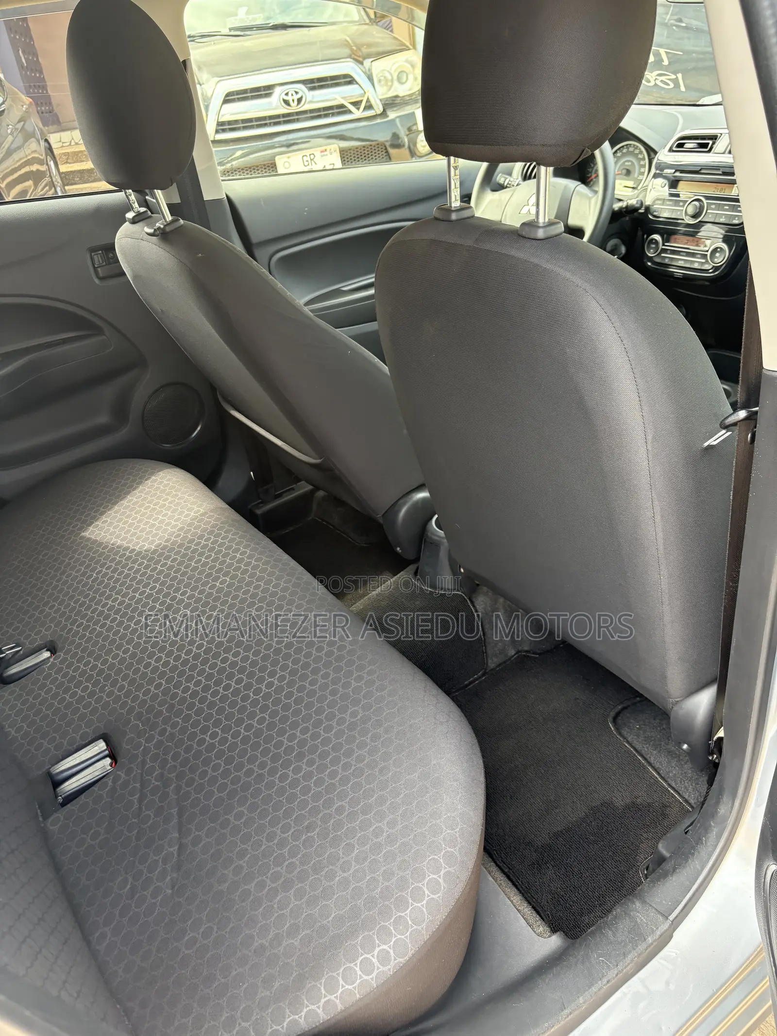 Mitsubishi Mirage 2012 Silver