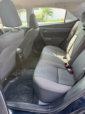 Toyota Corolla LE Eco (1.8L 4cyl 2A) 2018 Black