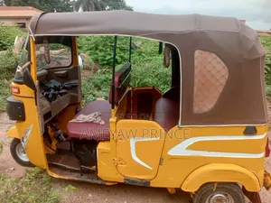 Bajaj RE 2026 Yellow