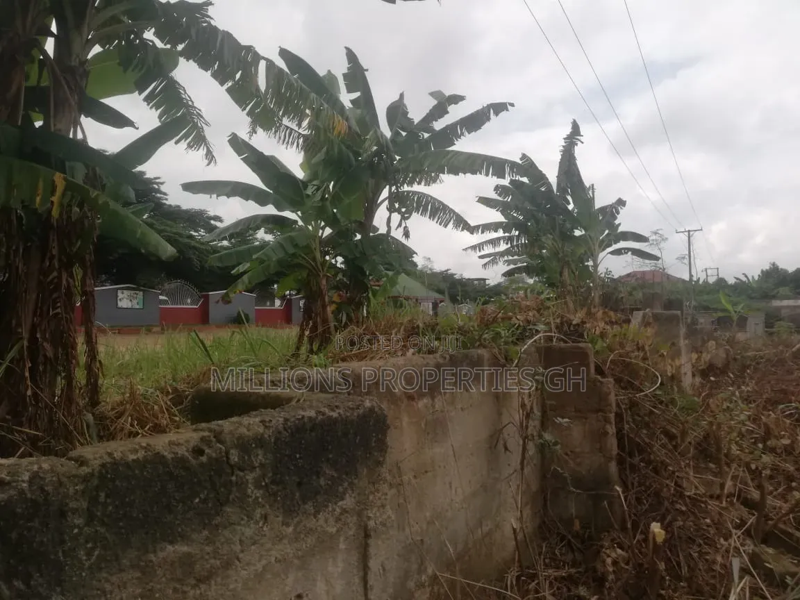 5bdrm House in Millions Properties, Kumasi Metropolitan for sale