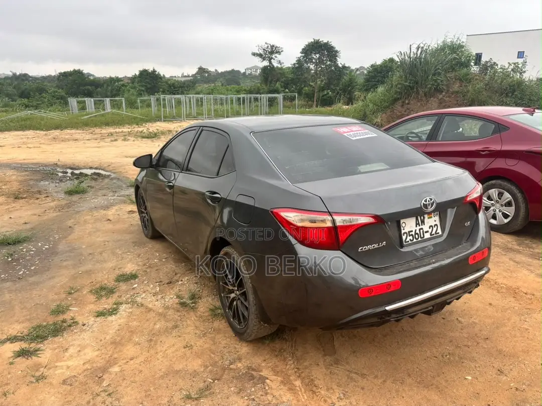 Toyota Corolla LE 4dr Sedan (1.8L 4cyl CVT) 2015 Black