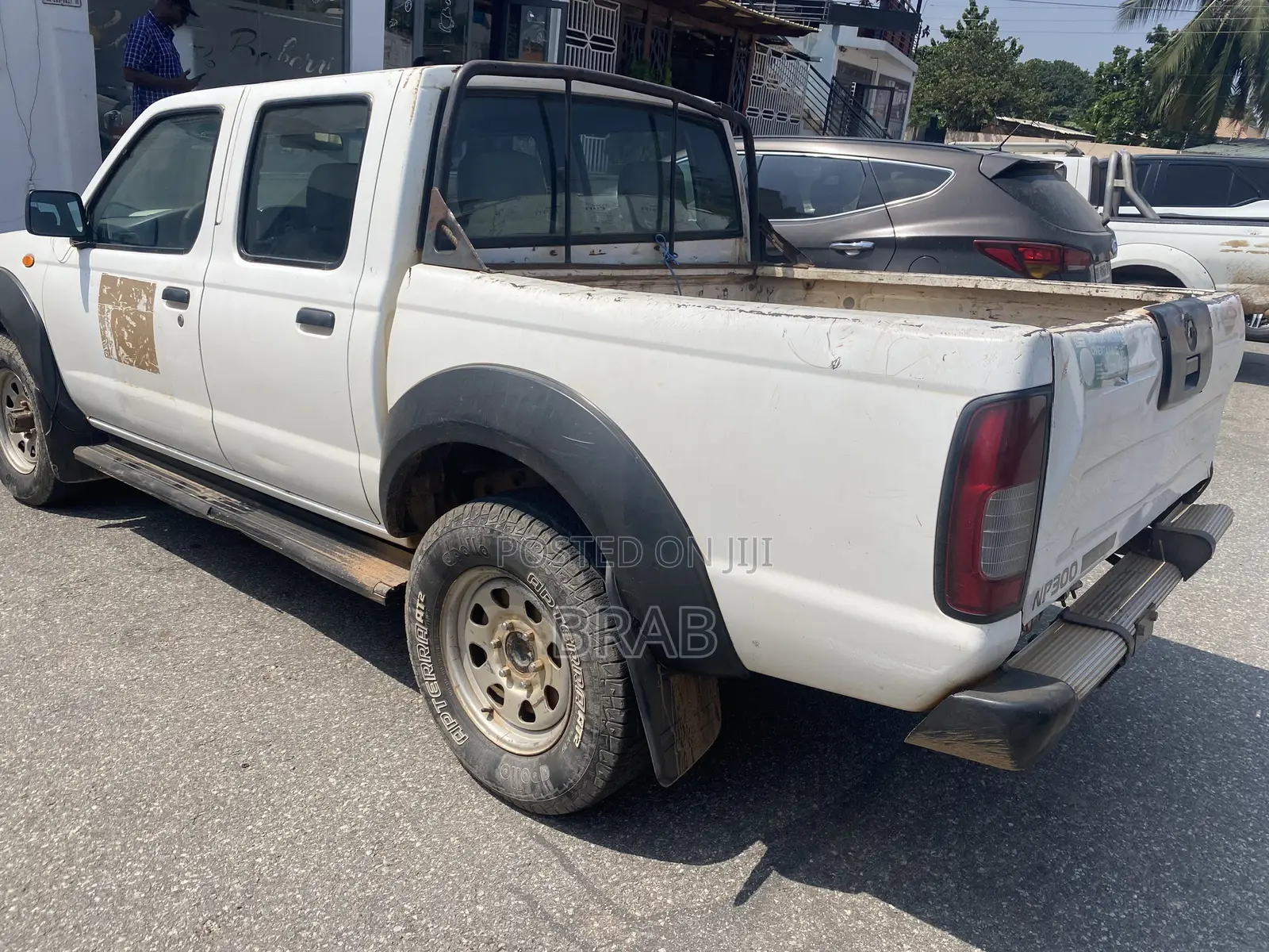 Nissan Hardbody 2021 White