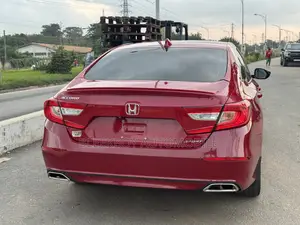 Honda Accord 2018 Red