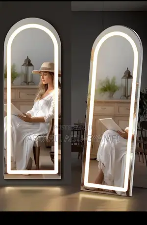 Mirror With LED